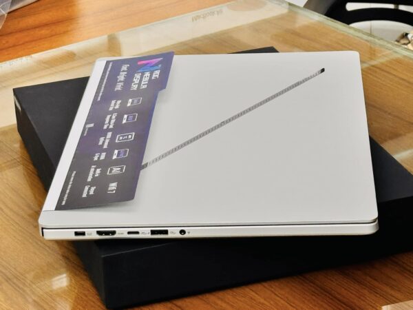 ASUS ROG Zephyrus G16 GA605WI Ryzen AI 9 HX 370 RTX 4070 8GB Graphics 16" 2.5K OLED Laptop - Image 4